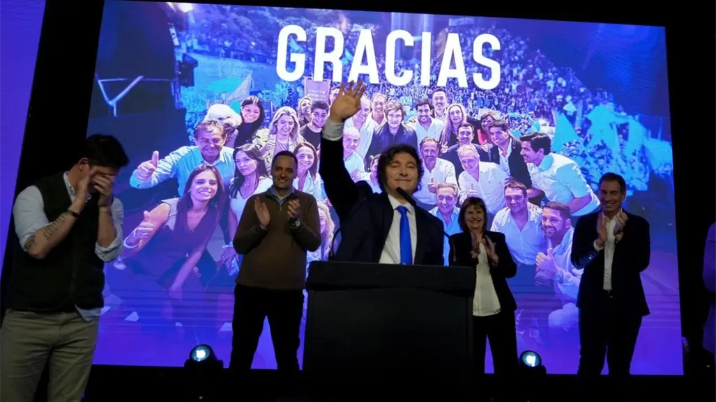 Javier Milei obtiene importante triunfo en las elecciones legislativas de Argentina