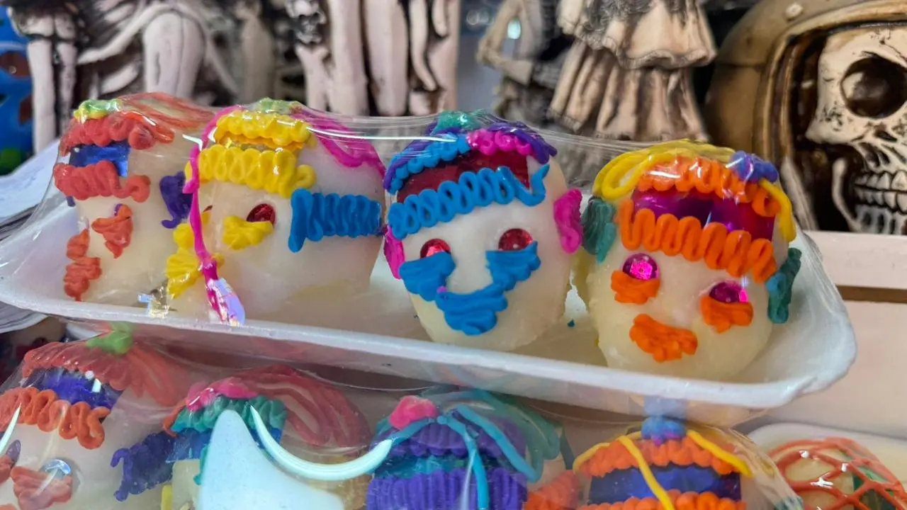 Día de Muertos 2025: ¿Dónde venden y para qué son las típicas calaveritas de azúcar?