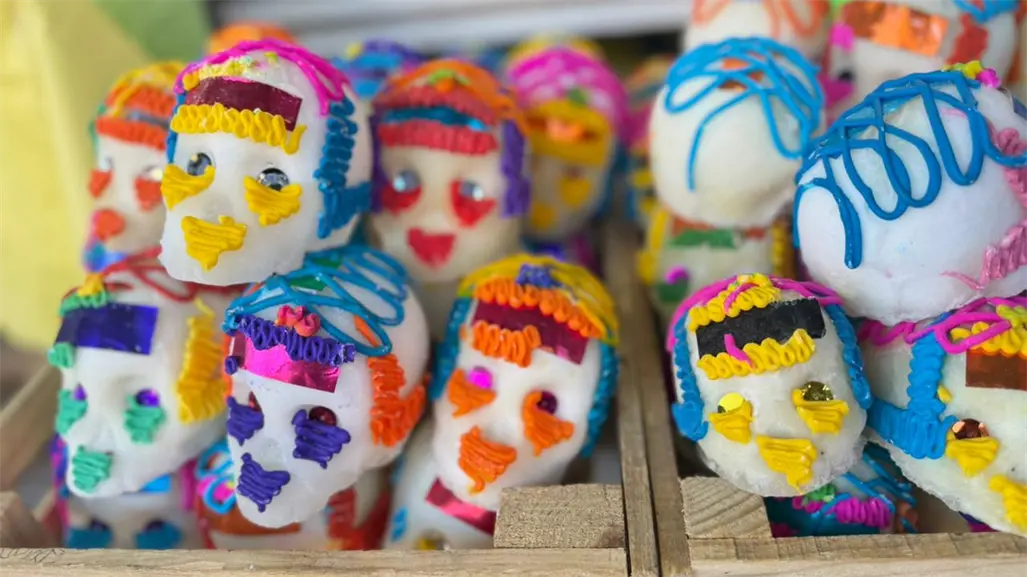 Día de Muertos 2025: ¿Dónde venden y para qué son las típicas calaveritas de azúcar?