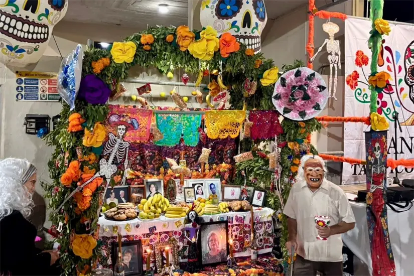 imagen recuadro Celebración del Xantolo o Día de Muertos en Tampico. Foto: Axel Hassel