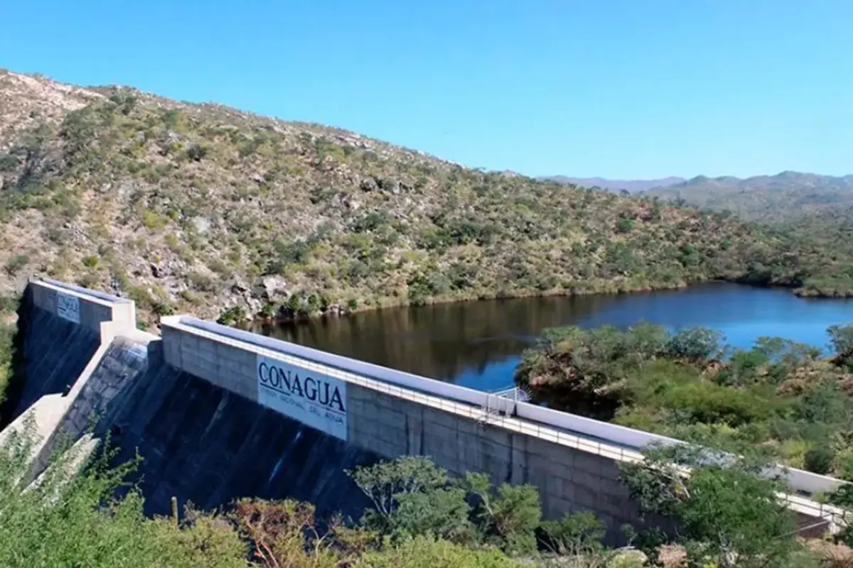 ¿Y el agua para cuando? La planta potabilizadora de la presa La Buena Mujer sigue alargando su puesta en marcha. Foto: Conagua.