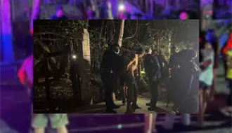 Sujeto es detenido en Cancun tras quitarle la vida a un perro frente a su familia: enfrentaría hasta 10 años de prisión