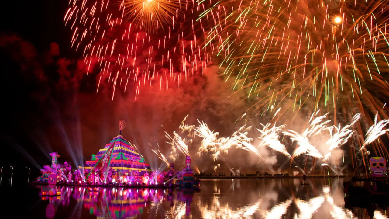 Chignahuapan en Día de Muertos. Foto: festivaldelaluzylavida.com
