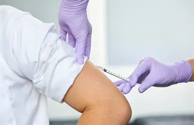 Apodaca lanza campaña de vacunación contra influenza y otras enfermedades este otoño