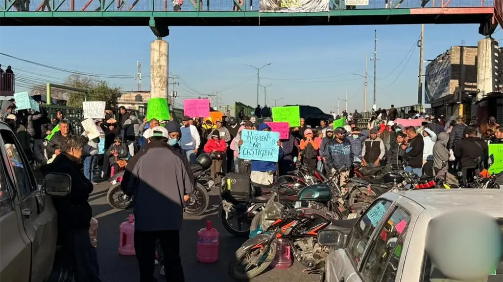 Bloqueos en Edomex paralizan al sector industrial: 50% de trabajadores no llegaron a sus empleos