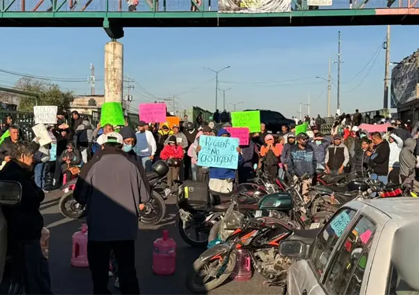 Bloqueos en Edomex paralizan al sector industrial: 50% de trabajadores no llegaron a sus empleos