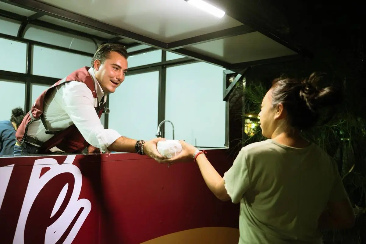 Manuel Guerra Cavazos busca llevar tortillas de maíz 100% gratuitas directamente a las colonias, reforzando la alimentación y el ahorro en los hogares. Foto: Facebook Manuel Guerra Cavazos.