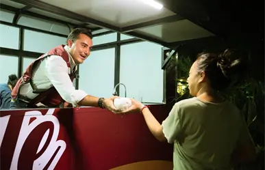 Manuel Guerra Cavazos lleva la Tortillería Móvil de la Gente para apoyar a las familias de García