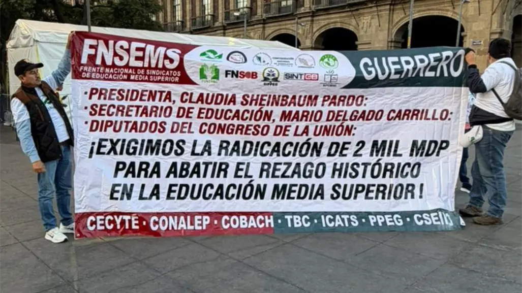 VIDEO | Marcha docente avanza al Congreso: exigen aumento de 2 mil millones para educación media superior en CDMX