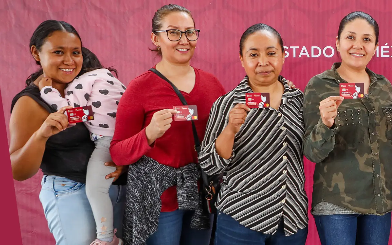 Programa Mujeres con Bienestar. Foto: X/ @BienestarEdoMx (Canva)