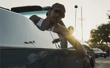 Netón Vega triunfa en los Billboard Latin Music Awards 2025; el paceño es el Debut del Año