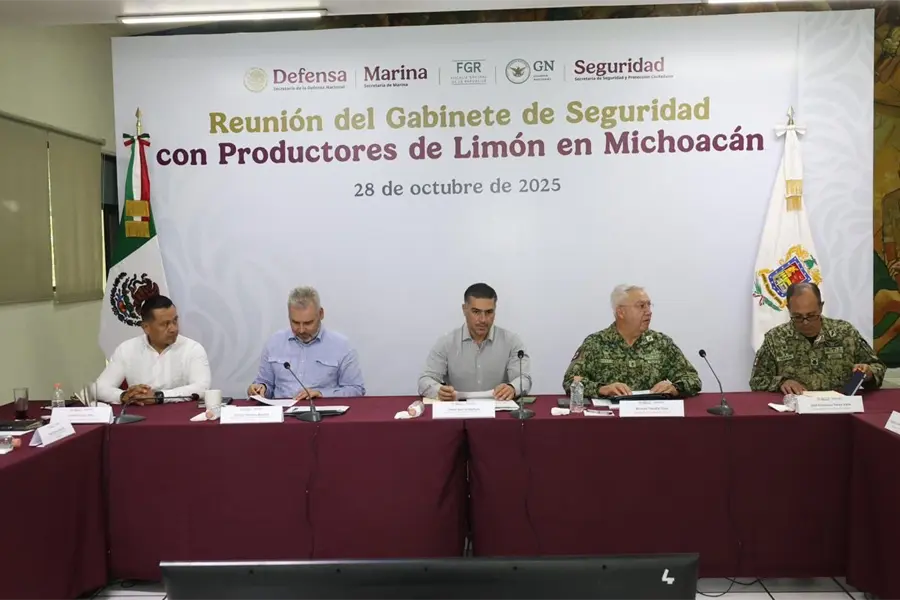 Omar García Harfuch se reúne con limoneros de Michoacán; promete cero impunidad en homicidio de Bernardo Bravo