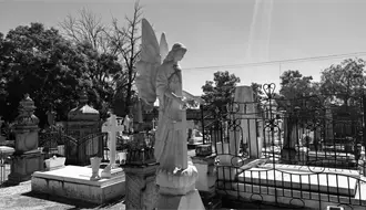 Invitan a recorridos nocturnos en el Panteón de Oriente; estas son sus fechas y costos