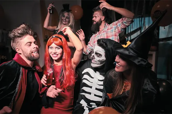Halloween 2025: estos antros de Barrio Antiguo premiarán con hasta 10 mil pesos los mejores disfraces Halloween 2025: estos antros de Barrio Antiguo premiarán con hasta 10 mil pesos los mejores disfraces