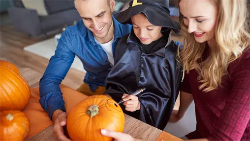 Taller de calabazas en La Morada invita a familias a celebrar Halloween con arte y creatividad Taller de calabazas en La Morada invita a familias a celebrar Halloween con arte y creatividad