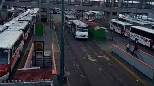 VIDEO | Pasajero es agredido por chofer en Edomex por exigir que camión siguiera la ruta correcta VIDEO | Pasajero es agredido por chofer en Edomex por exigir que camión siguiera la ruta correcta