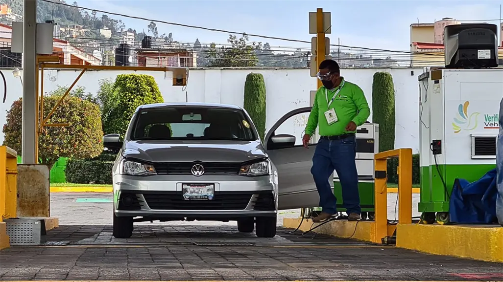 Esto debes hacer para no pagar la multa de verificación de casi 4 mil pesos en Edomex