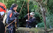 Estudiantes y sector privado de Yucatán unen esfuerzos para la limpieza del cenote Xi’ Im Há en Valladolid