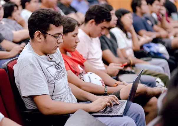 Convocatoria "Impulso Científico Profesional 2025" de la SECIHTI ofrece apoyos de hasta 50 mil pesos a jóvenes investigadores de Yucatán