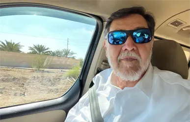 Captan a Gerardo Fernández Noroña en un business lounge de Dubai | VIDEO