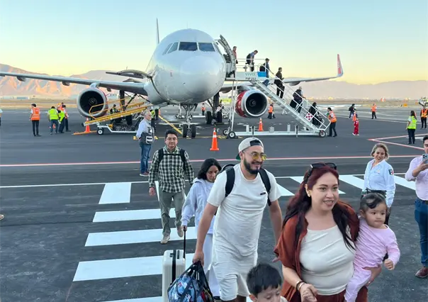 Así fue la llegada del primer vuelo Viva Aerobus del AIFA al Aeropuerto SLW en Saltillo