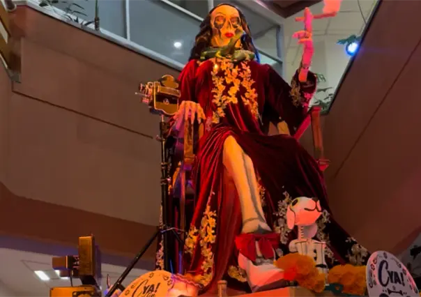 Ofrenda de Televisa recuerda a los famosos fallecidos durante el último año