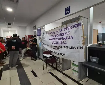 Protestan empleados del PJF en Tabasco