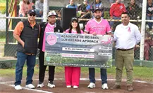 DIF Apodaca recibe donativo para apoyar la lucha contra el Cáncer de Mama DIF Apodaca recibe donativo para apoyar la lucha contra el Cáncer de Mama