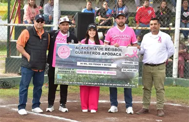 DIF Apodaca recibe donativo para apoyar la lucha contra el Cáncer de Mama