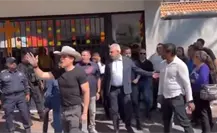 Corren al gobernador Alfredo Ramírez Bedolla del funeral de Carlos Manzo