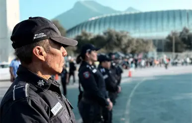 Despliegan operativos por llegada de caravanas al Clásico Regio 141