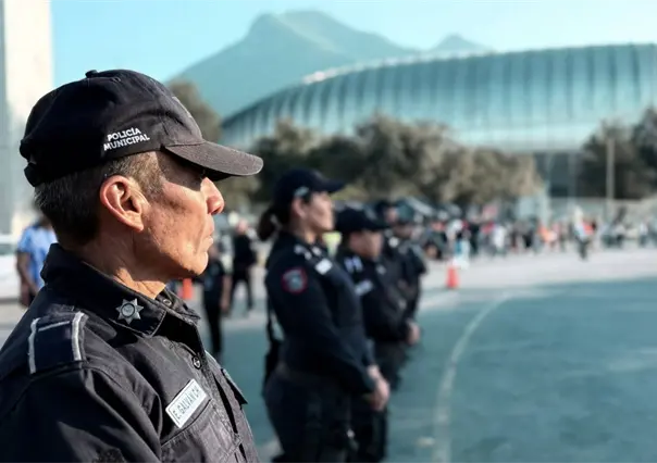 Despliegan operativos por llegada de caravanas al Clásico Regio 141