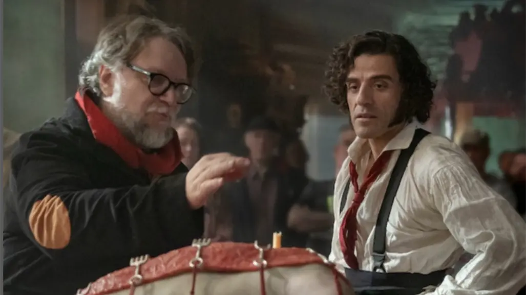 Guillermo del Toro es sorprendido en Halloween