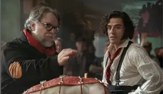 Guillermo del Toro es sorprendido en Halloween