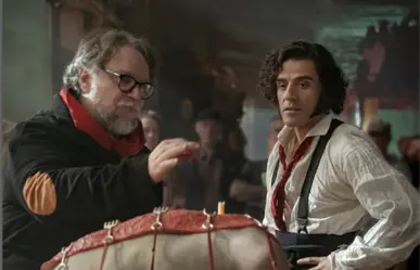 Guillermo del Toro es sorprendido en Halloween