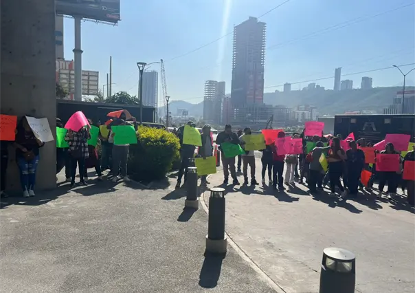 Manifestantes bloquean Constitución ante negligencia de aseguradoras