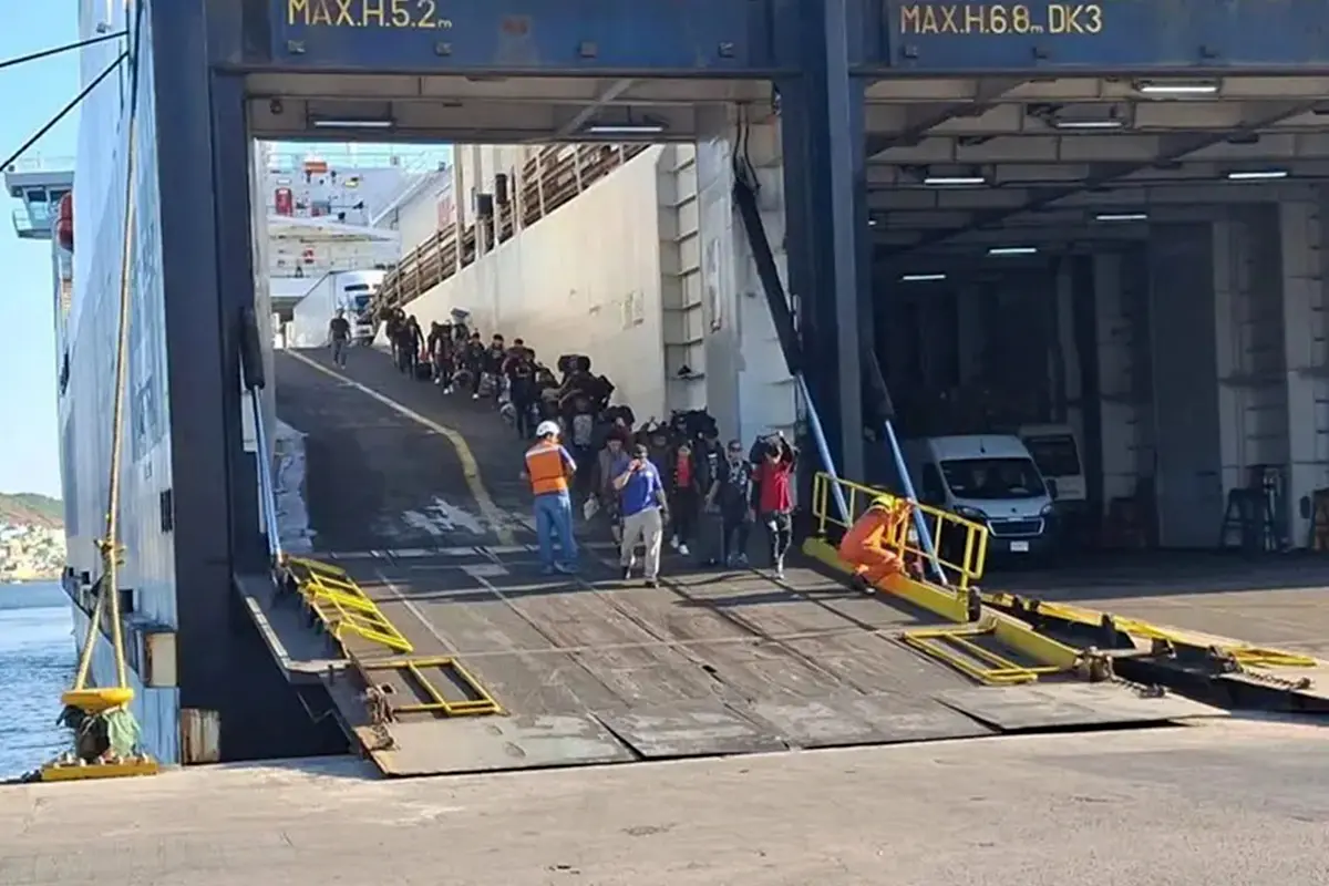 El mandatario estatal pidió investigar a quienes contratan o trasladan a menores de edad desde el Estado con el fin de trabajar en campos agrícolas. Foto: Internet.