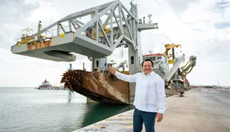 Continúan trabajos de dragado en el Puerto de Altura de Progreso pese a amparo en Yucatán