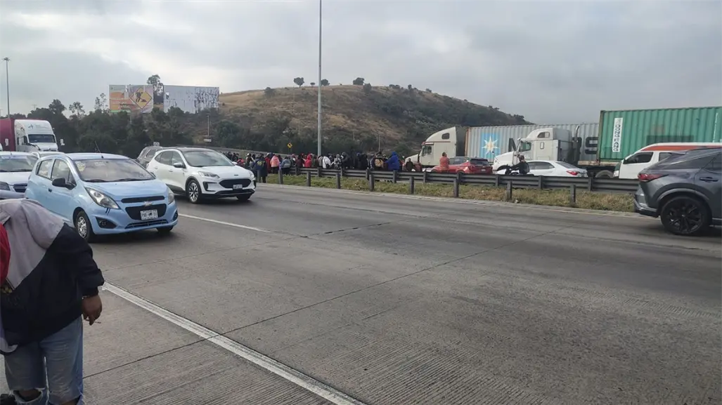 EN VIVO | Transportistas de Edomex realizan marcha en dirección al Zócalo de CDMX