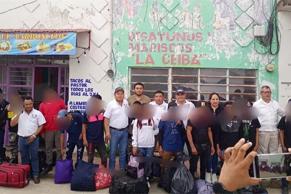 Niños rescatados en Sinaloa regresan a su comunidad en Chiapas Niños rescatados en Sinaloa regresan a su comunidad en Chiapas