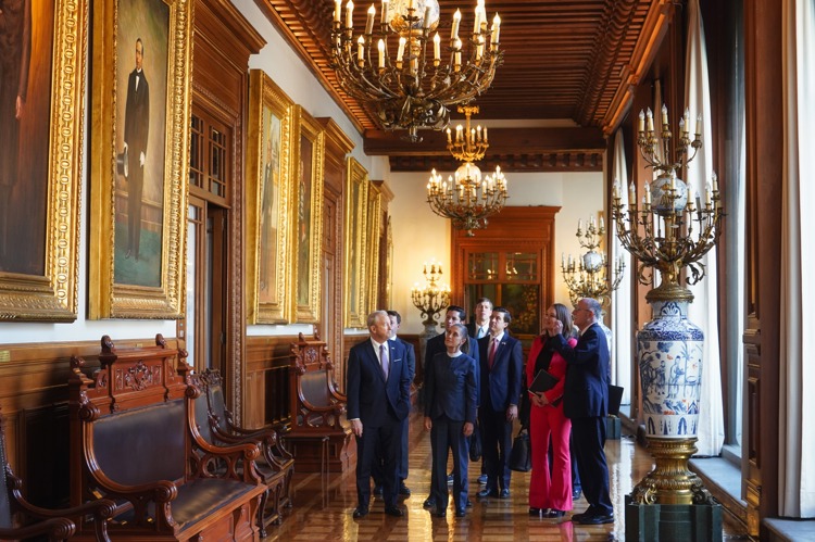 imagen-cuerpo imagen-cuerpo