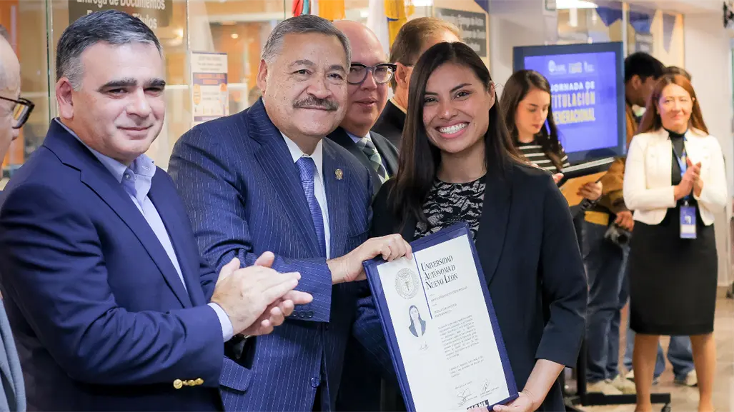 La UANL inicia campaña de titulación para más de 70 mil egresados