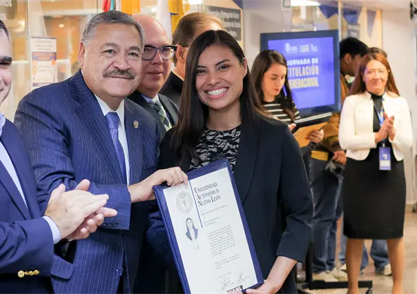 La UANL inicia campaña de titulación para más de 70 mil egresados