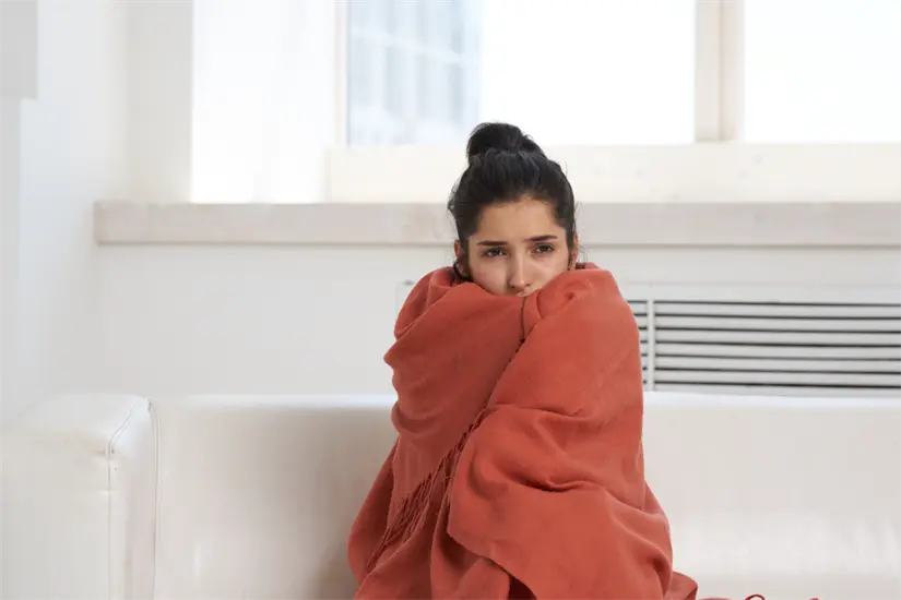 Con el frío de noviembre, la preparación contra infecciones respiratorias se convierte en una prioridad para todos los habitantes de Nuevo León. Foto: Canva