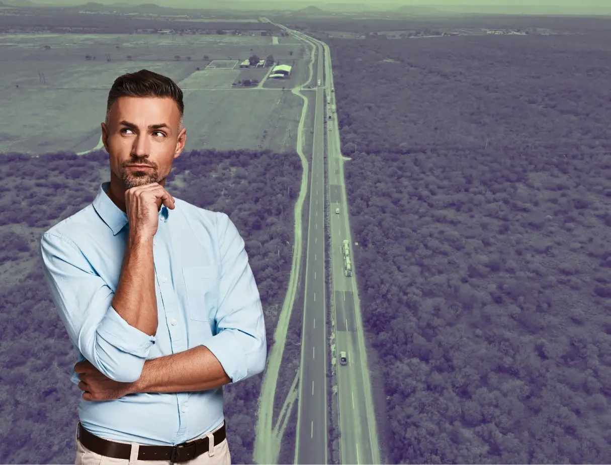 El Nuevo Periférico conecta al norte, centro y sur del estado, atravesando municipios clave de Nuevo León. Foto: Canva.