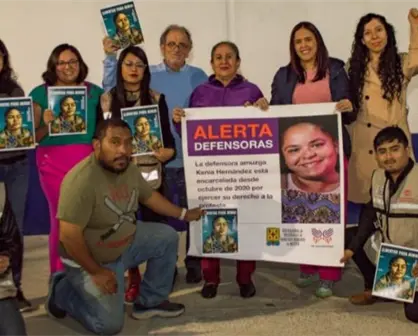 Delegación internacional visita a Kenia Hernández, activista presa en el Edoméx