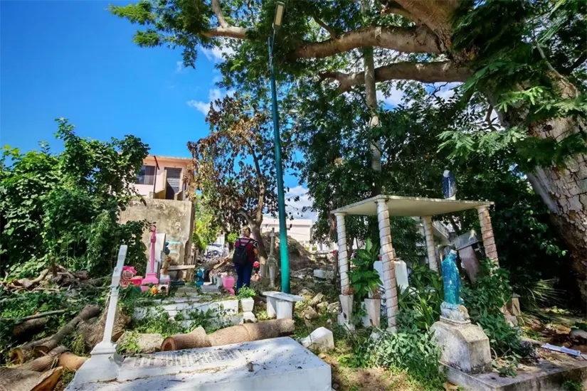 imagen recuadro Se encontró a albañiles trabajando | Foto: Axel Hassel