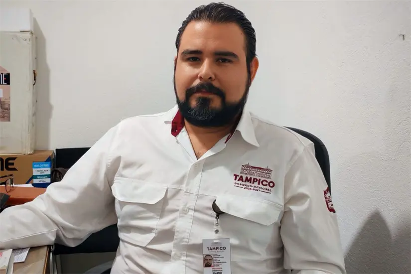 imagen recuadro Salvador Corona Pulido, director de Cementerios del Ayuntamiento de Tampico | Foto: Axel Hassel