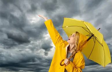 Lluvias moderadas en Yucatán por los remanentes del frente frío número 12 este martes 4 de noviembre