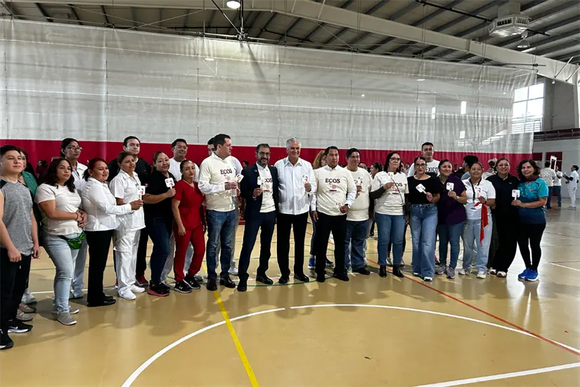 imagen recuadro Participantes de la 5a. Caminata Nacional ECOS para la prevención del evento vascular cerebral (ictus). Foto: Ramón Sánchez